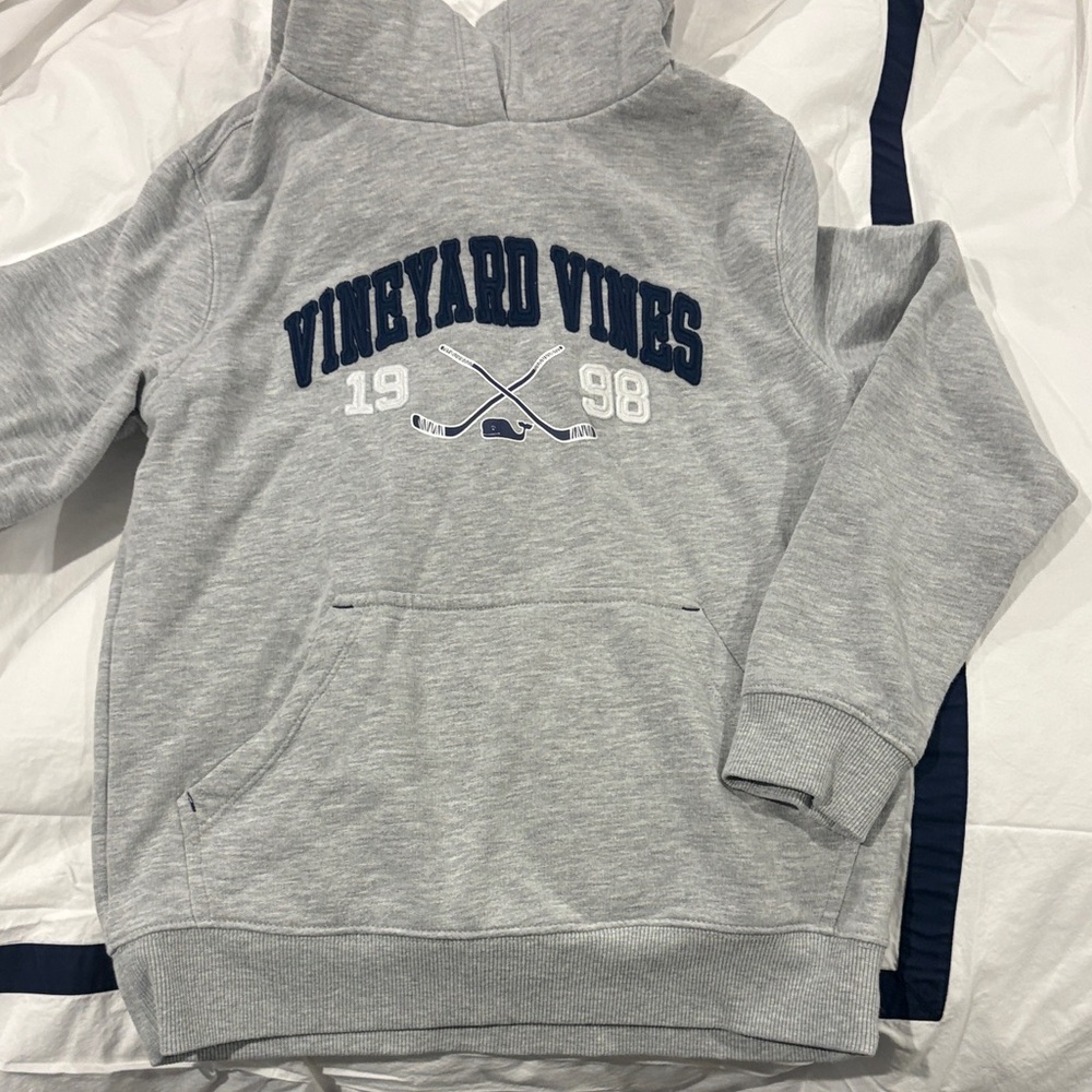 Vineyard Vines Heather Gray Sweatshirt